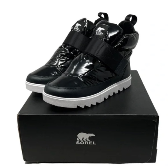 SOREL Joan of Artic Next Lite Strap Puffy Boots Black, Size 9 (9.5 runs large) - Picture 4 of 13